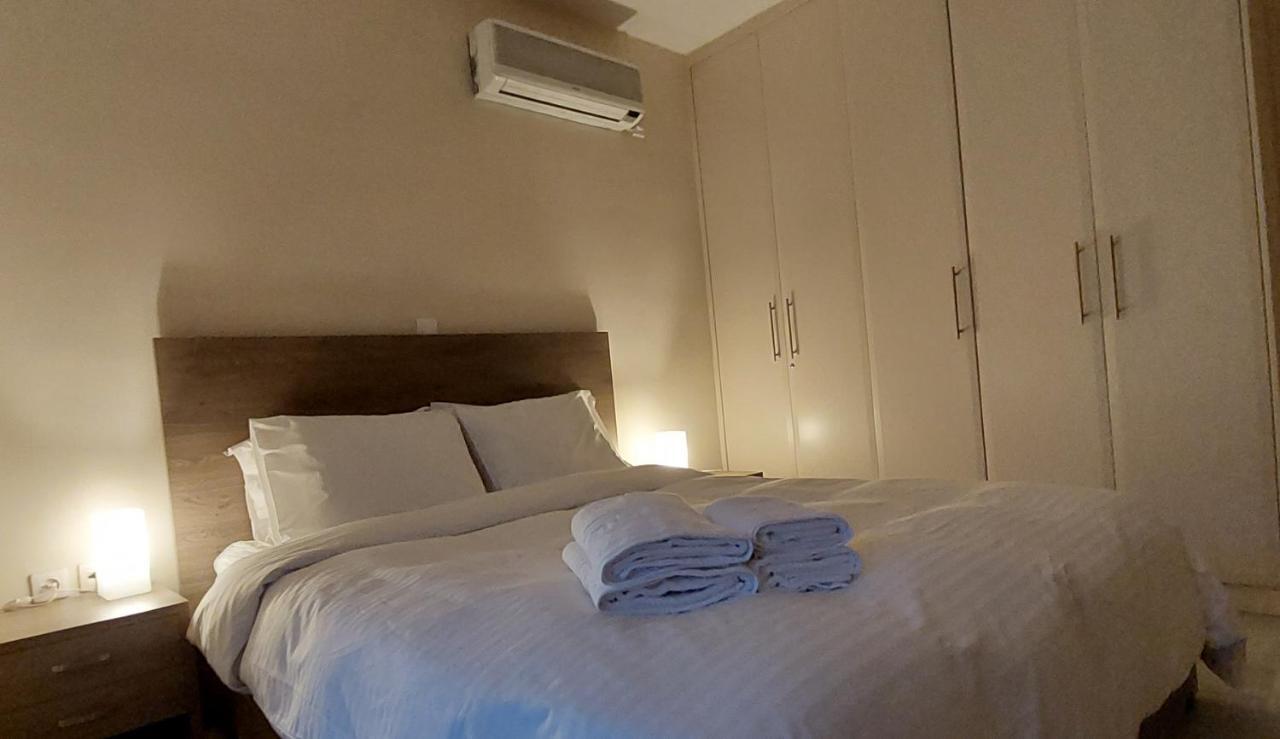 Krystal Apartment Atenas Exterior foto